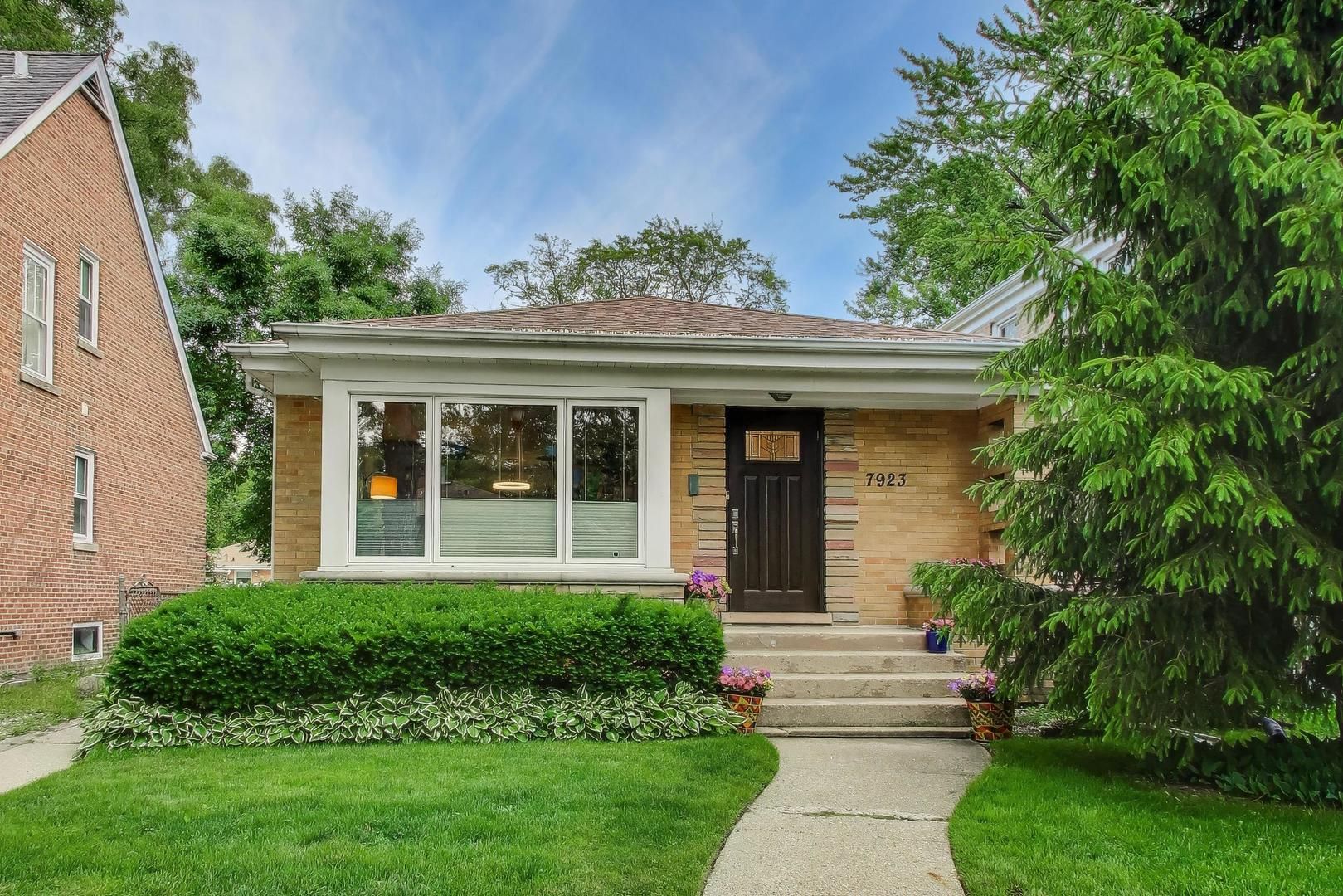 7923 Kolmar Avenue — Skokie, IL 60076