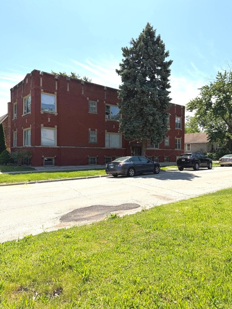 525 W 118th Street — Chicago, IL 60628