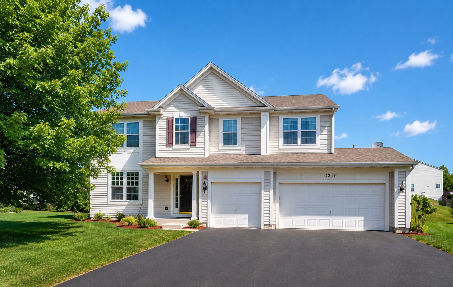 1249 Mallard Lane — Hoffman Estates, IL 60192