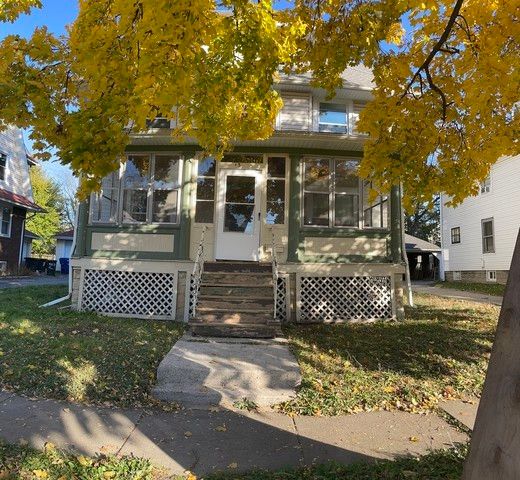 136 John Street — DeKalb, IL 60115