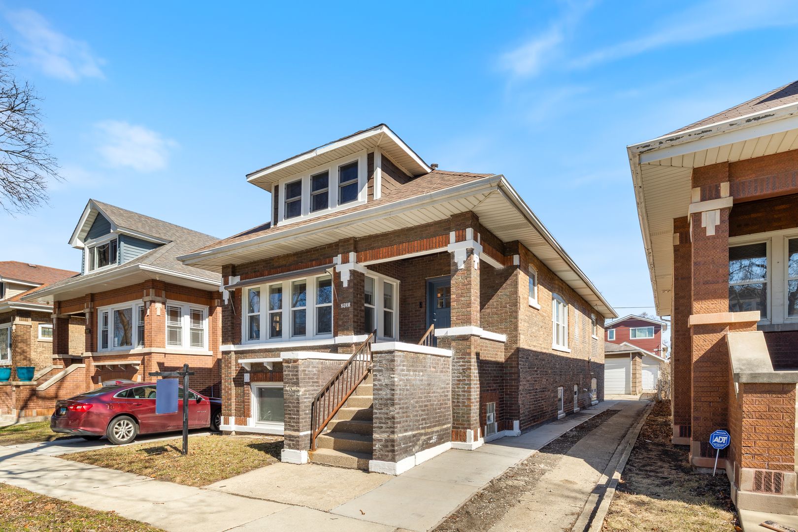 2431 Gunderson Avenue — Berwyn, IL 60402