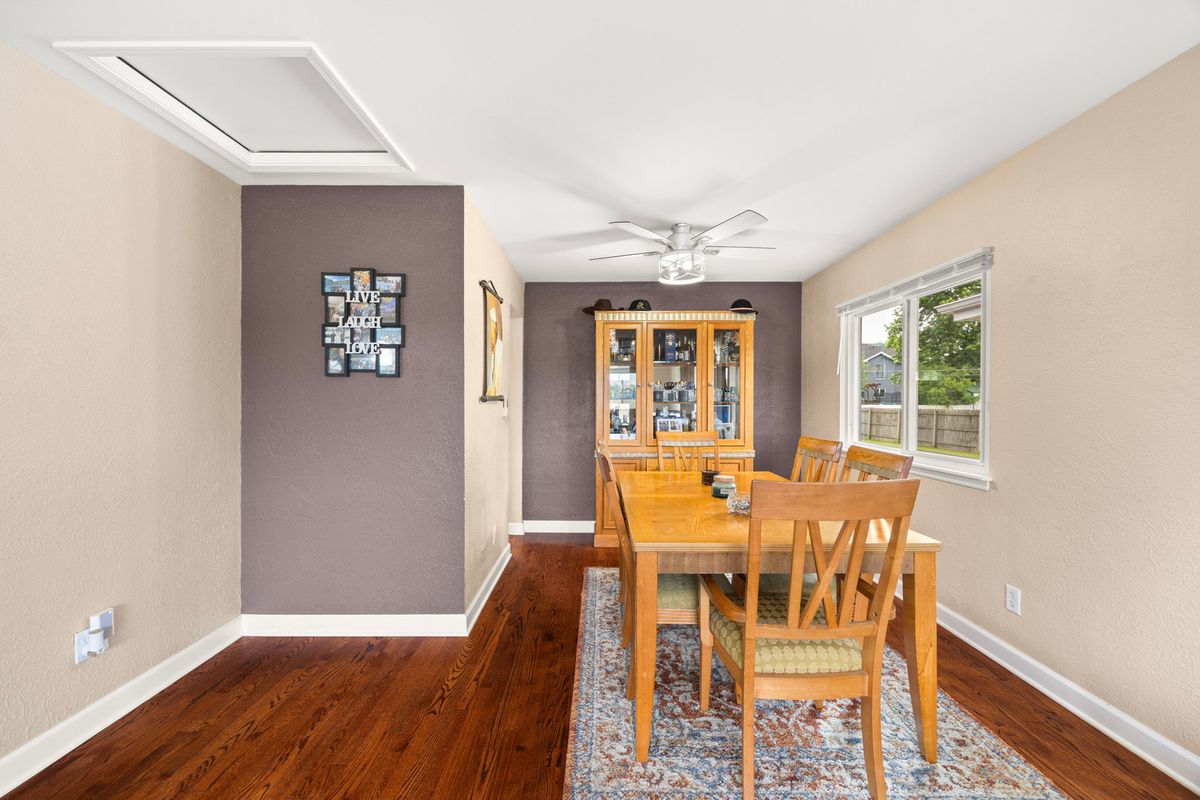 908 S Briggs St, Joliet, IL 60433 — photo 4