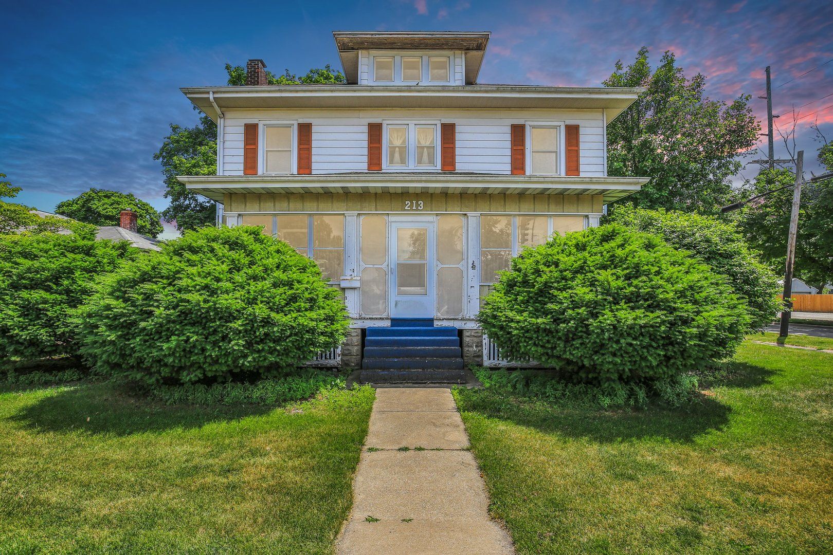 213 W Oak Street — Fairbury, IL 61739