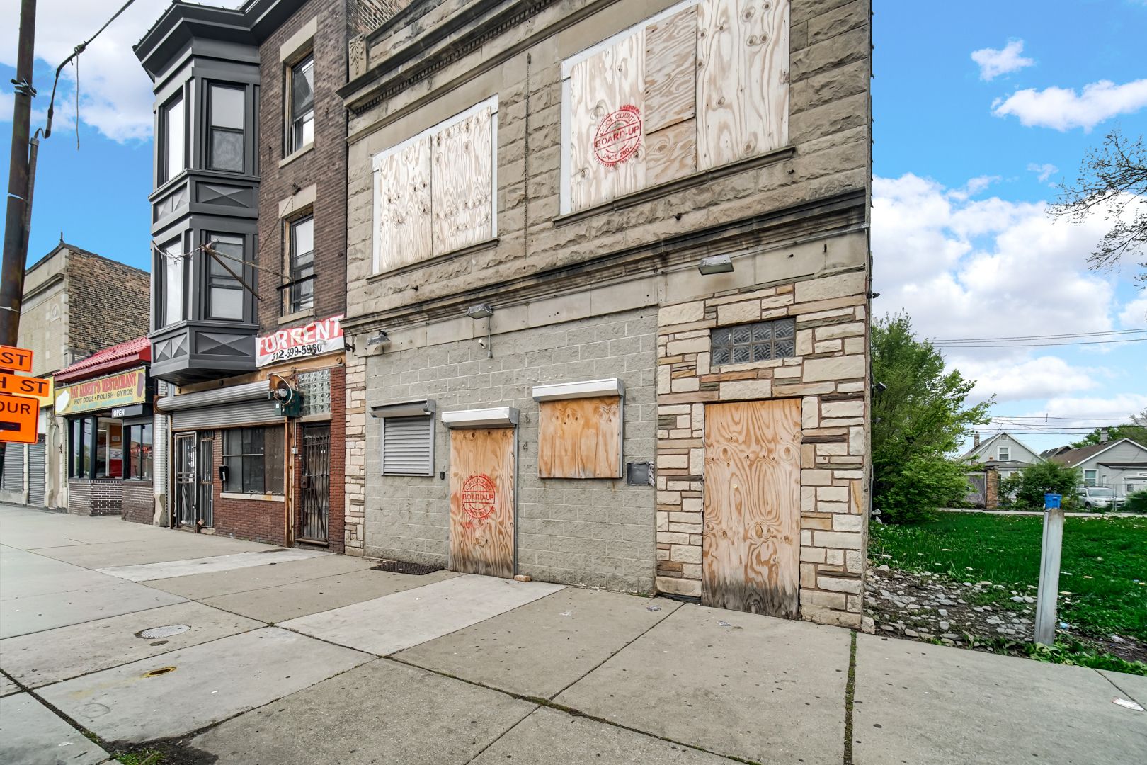 6848 S Ashland Avenue — Chicago, IL 60636