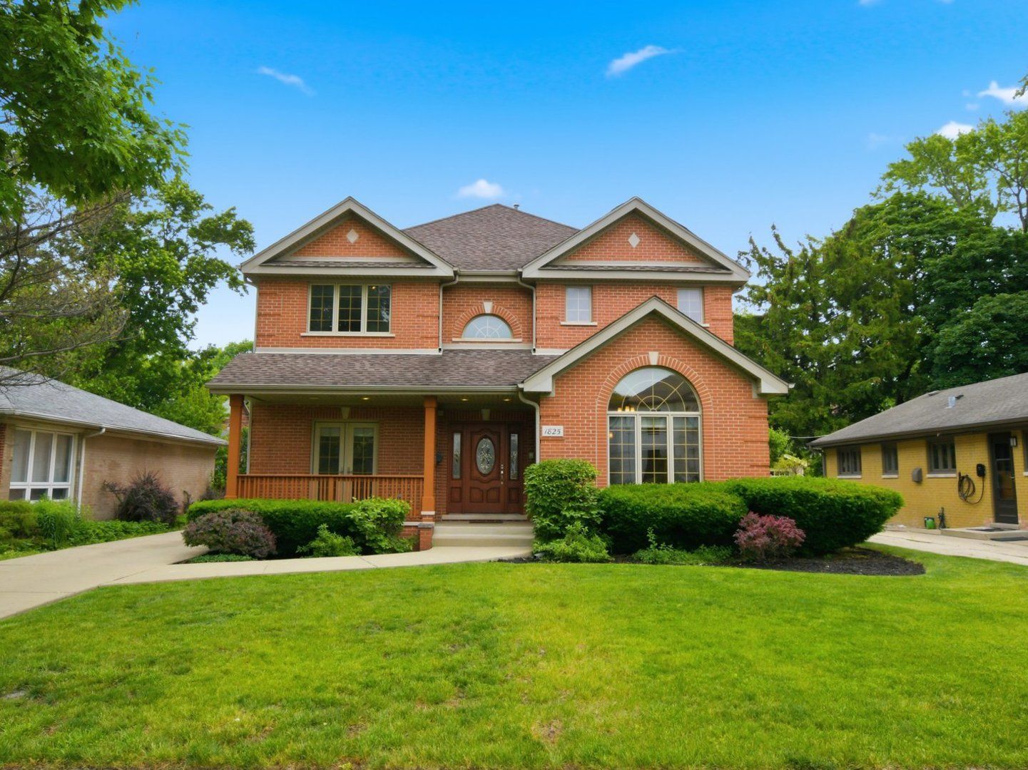 1825 S Fairview Avenue — Park Ridge, IL 60068
