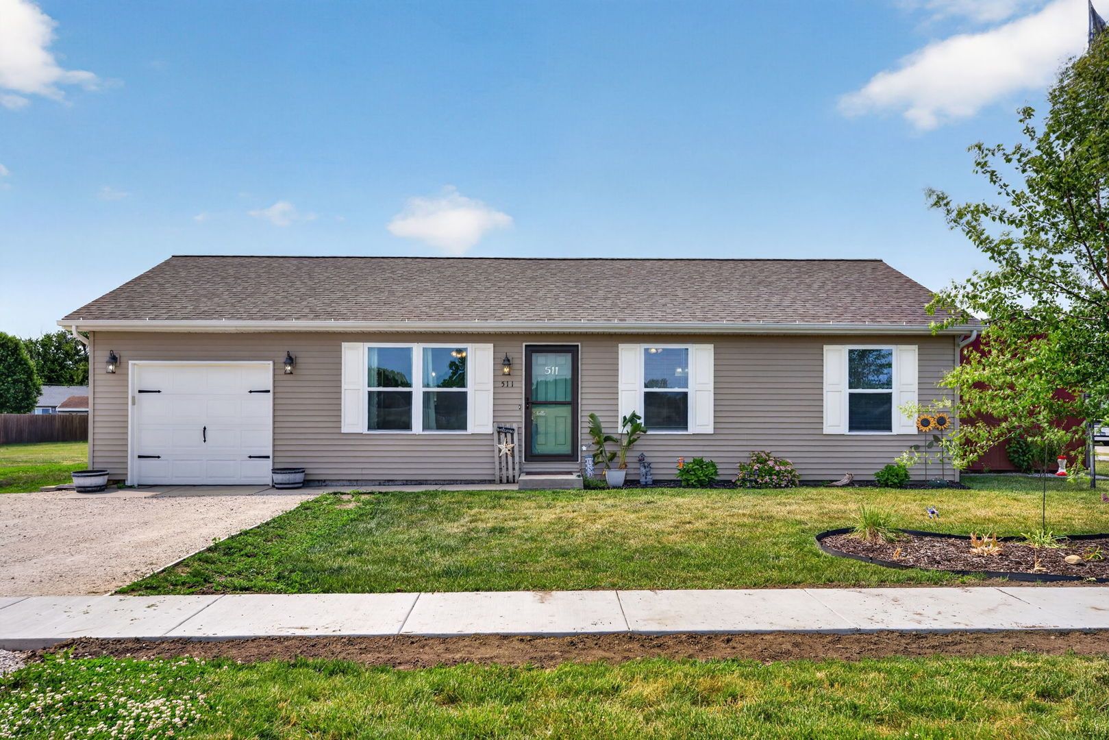 511 Sundown Trail — Braceville, IL 60407