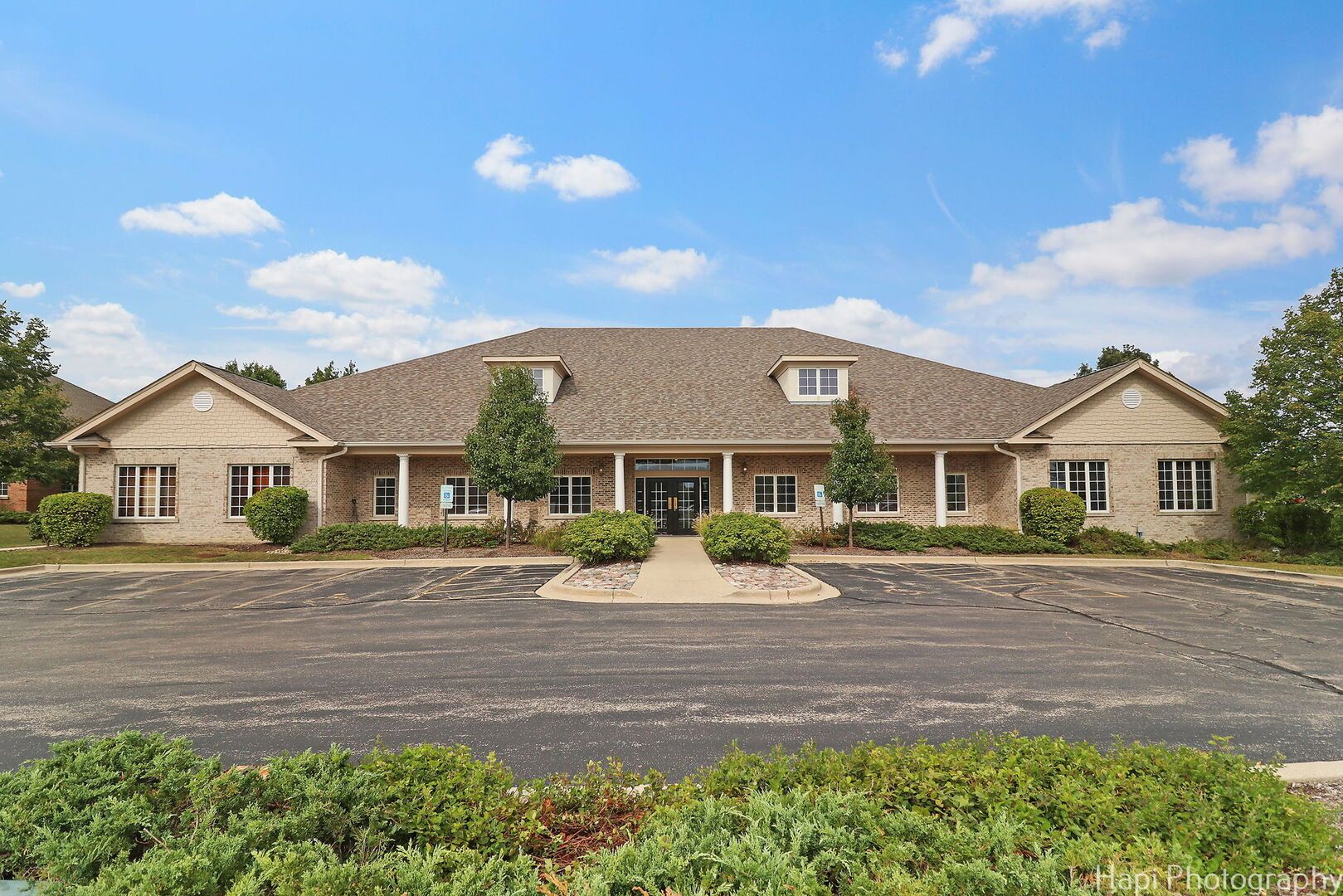 3 Executive Court #4 — South Barrington, IL 60010