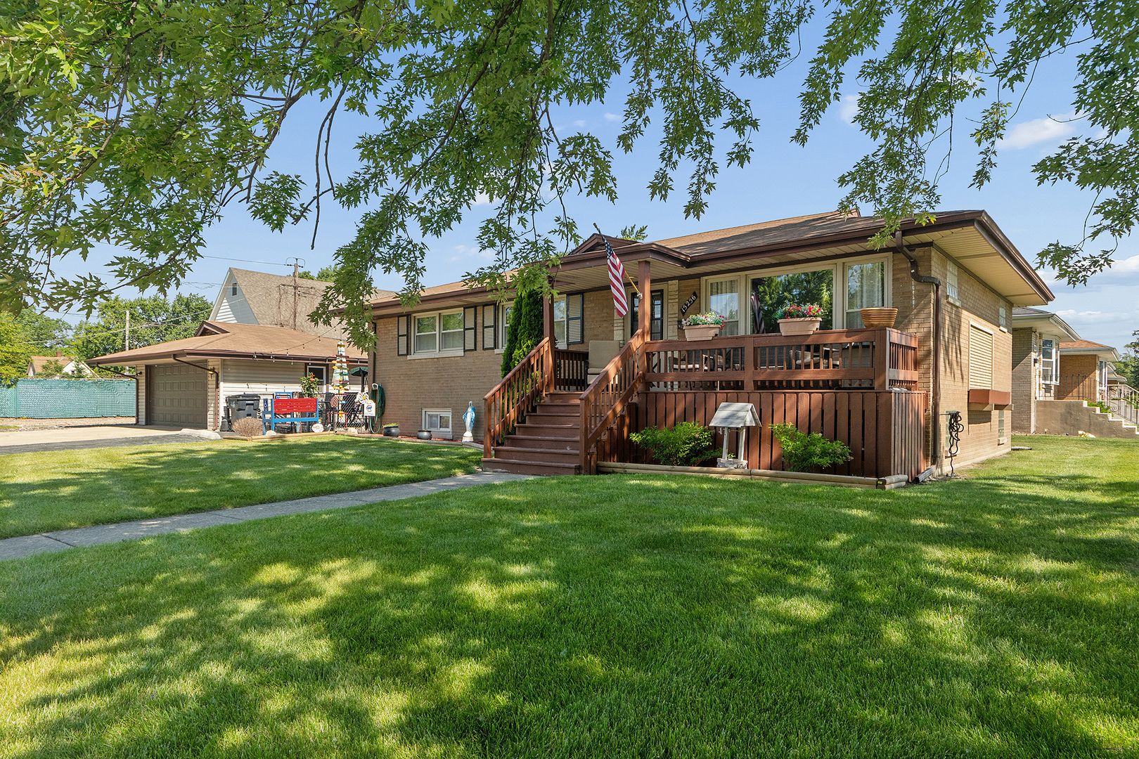 15256 Wabash Avenue — South Holland, IL 60473