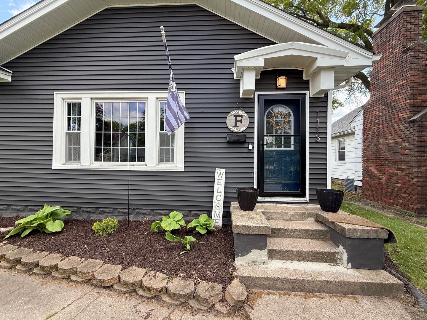 1113 E Central Park Avenue — Davenport, IA 52803
