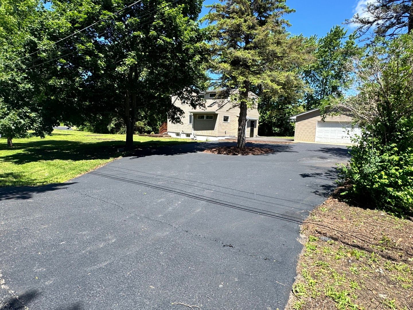 42145 N Kenosha Road — Zion, IL 60099