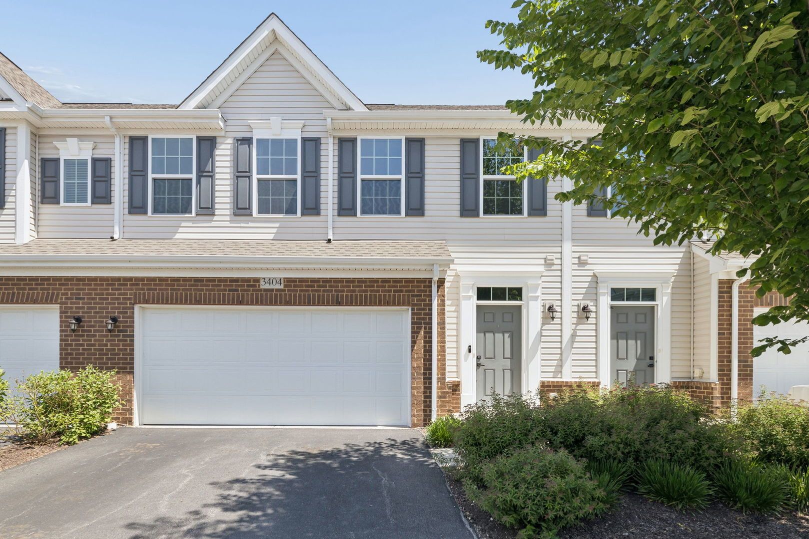3404 Helene Rieder Drive — Montgomery, IL 60538