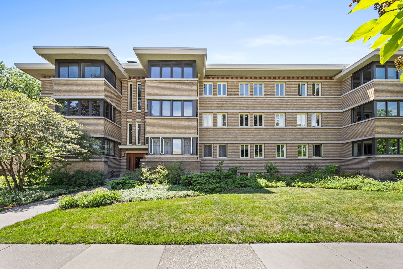 177 Linden Avenue #3 — Oak Park, IL 60302