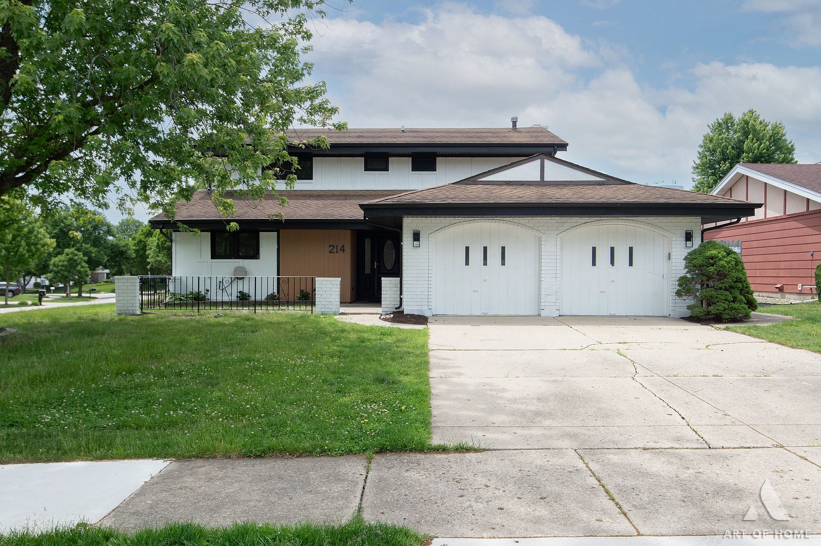 214 Cambridge Lane — Bloomingdale, IL 60108