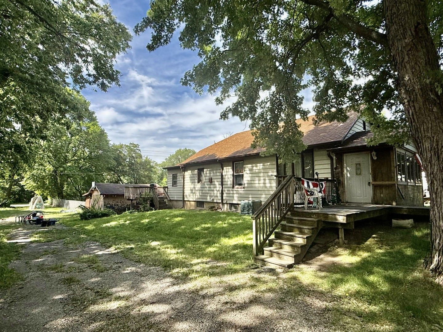 1223 St Paul Street — Depue, IL 61322