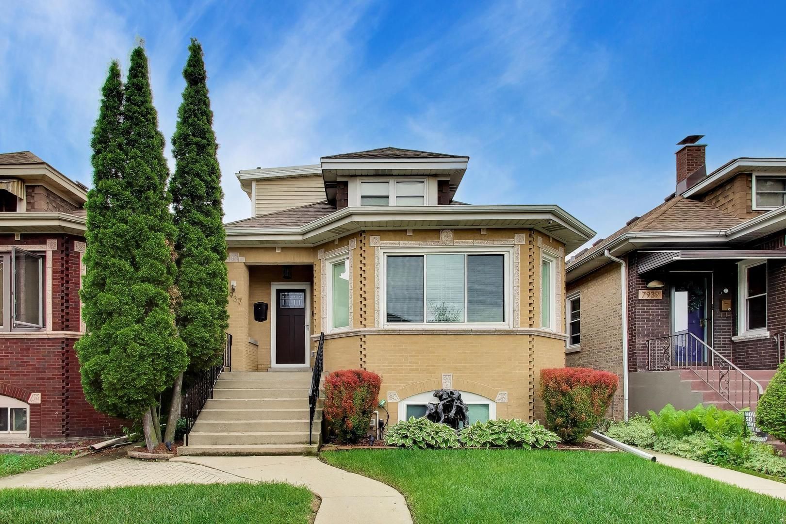 7937 W Elmgrove Drive — Elmwood Park, IL 60707