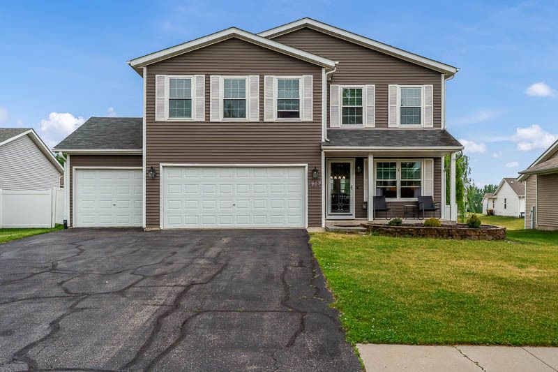 2957 Vaughndale Drive — Machesney Park, IL 61115