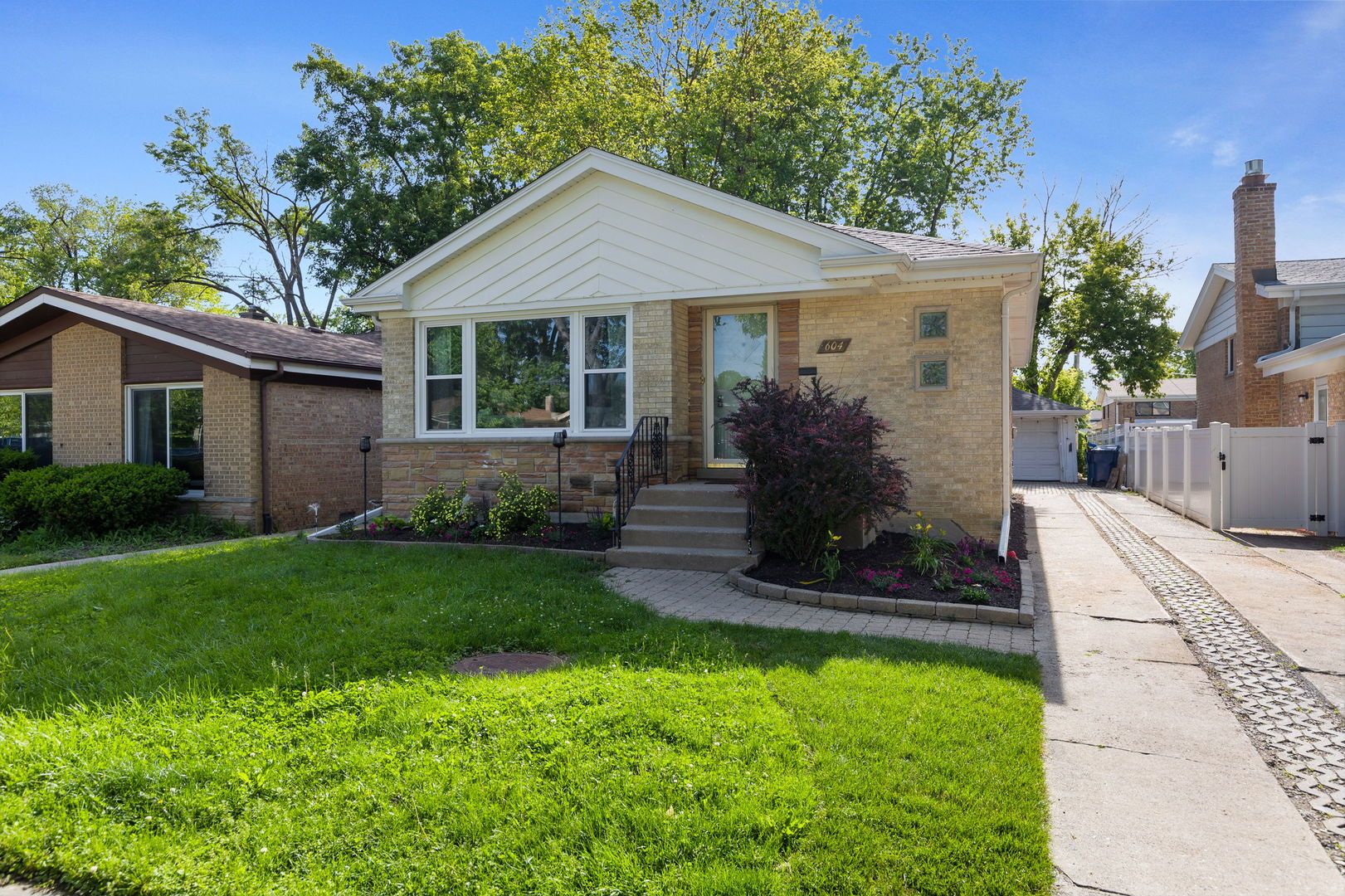604 Lavergne Avenue — Wilmette, IL 60091