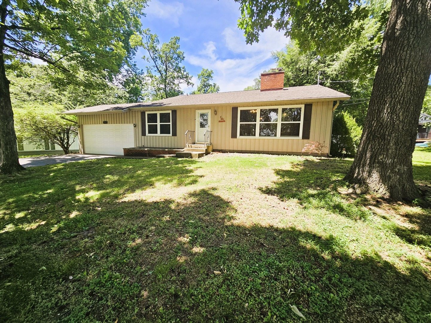 705 Lake Park Road — Mt Vernon, IL 62864