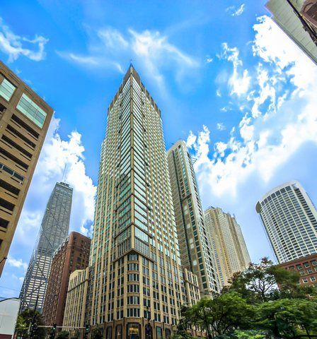 57 E Delaware Place #1303 — Chicago, IL 60611