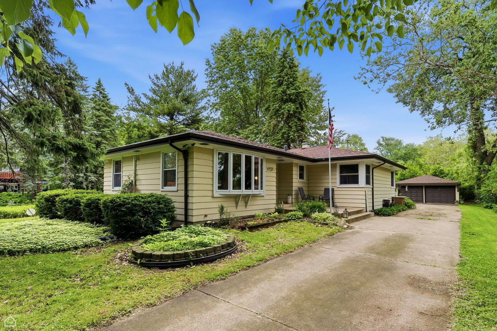 14721 Lakeside Avenue — Dolton, IL 60419