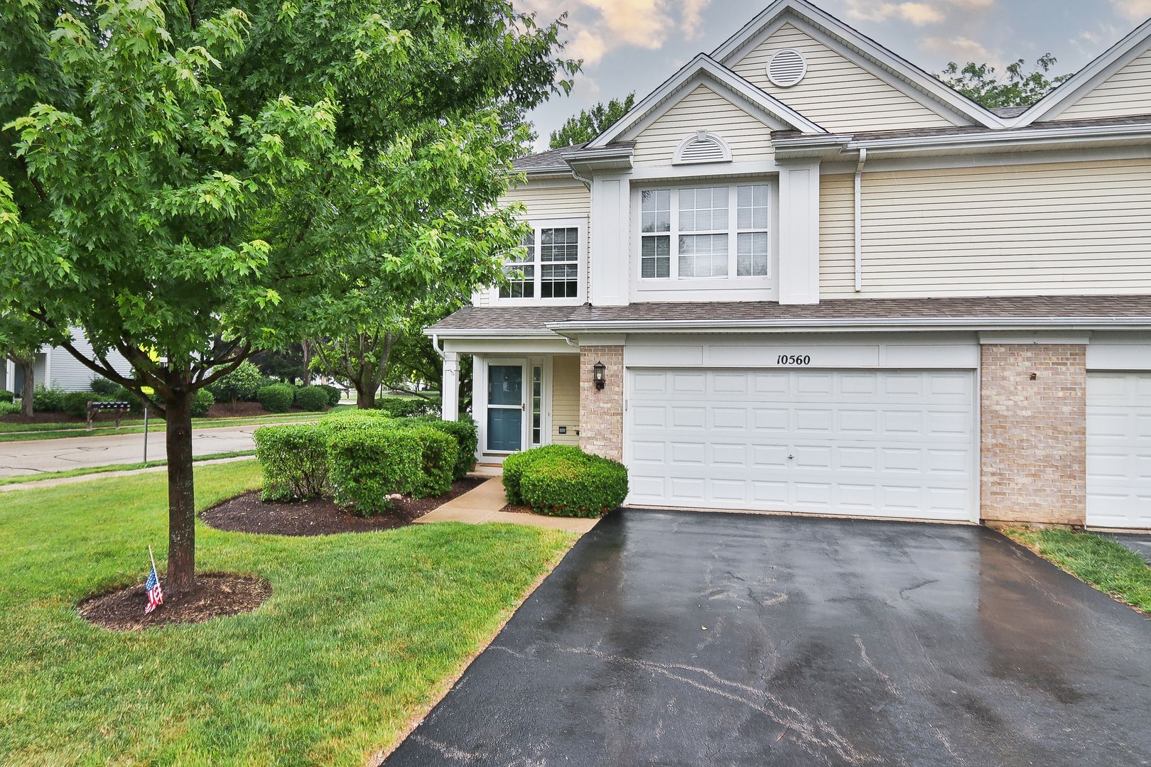 10560 WAKEFIELD Lane — Huntley, IL 60142