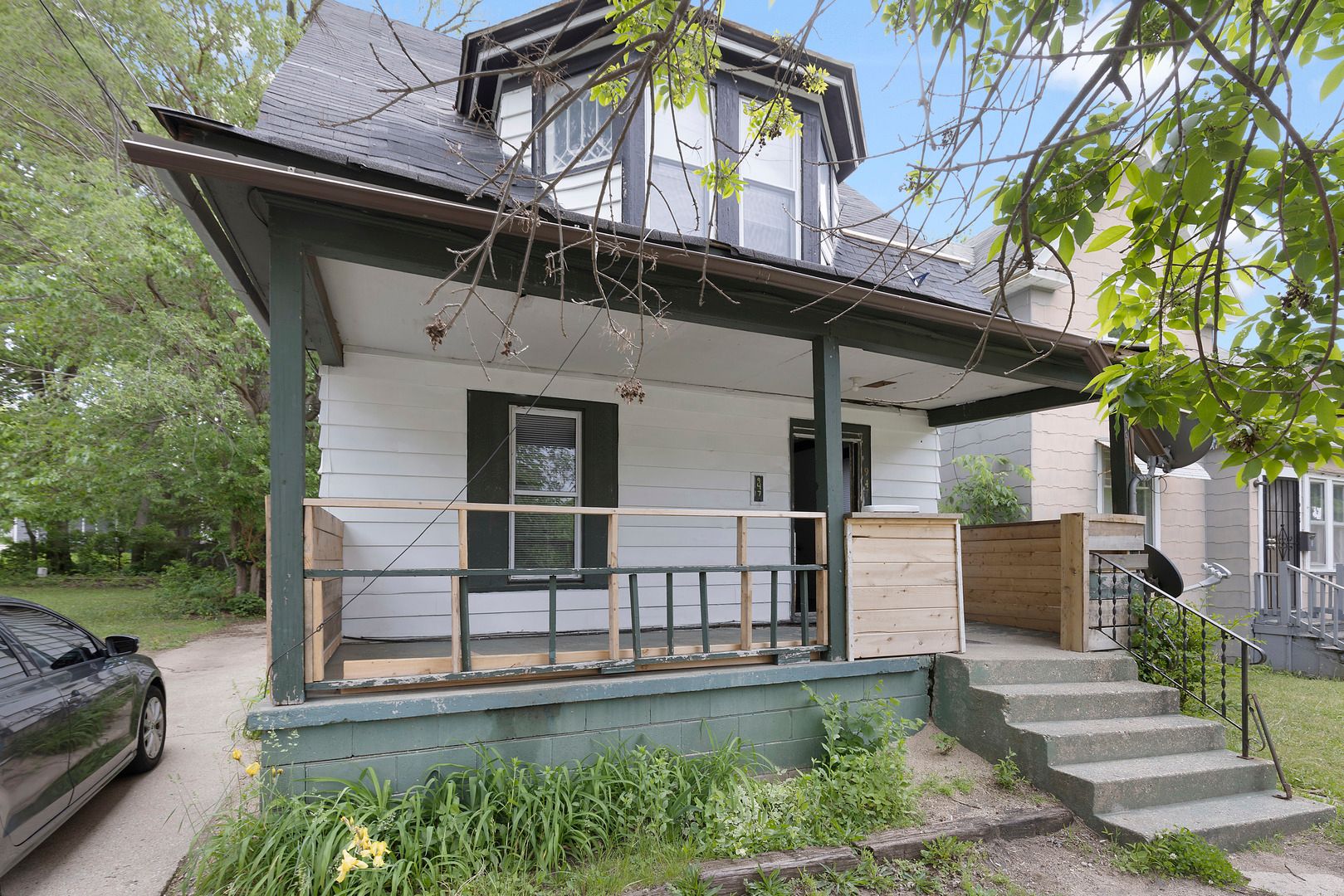 947 N Rockton Avenue — Rockford, IL 61103