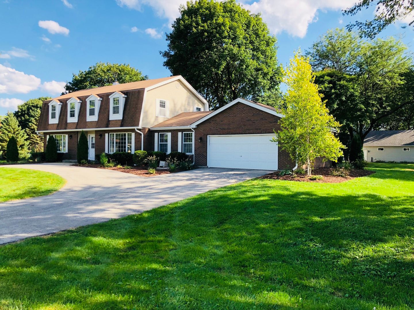 10S450 Windjammer Lane — Naperville, IL 60564