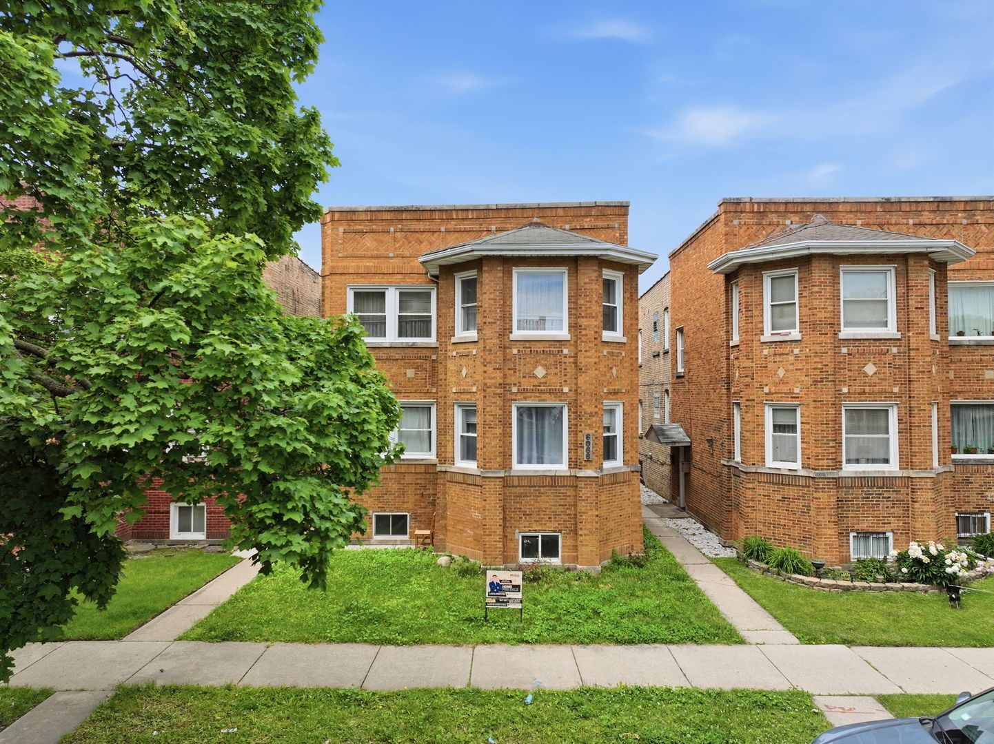 6066 N Albany Avenue — Chicago, IL 60659