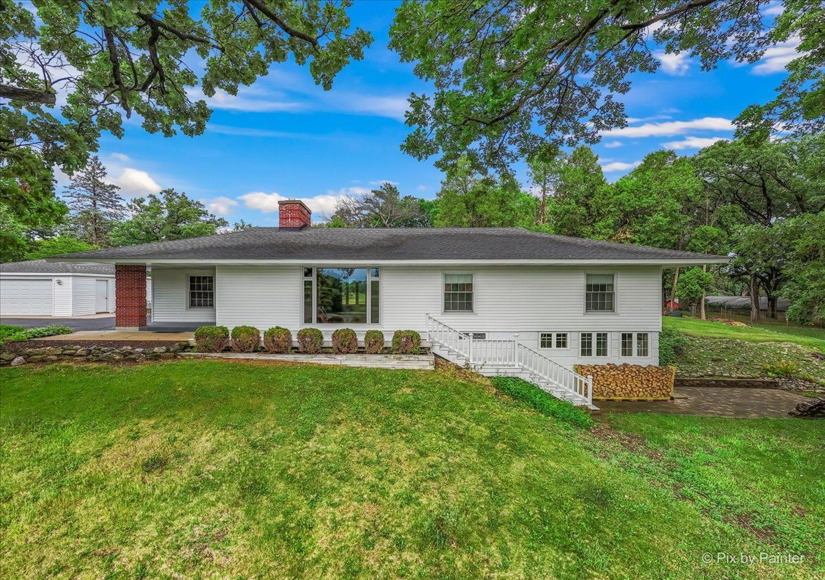 801 Ridgeland Street — Fox River Grove, IL 60021