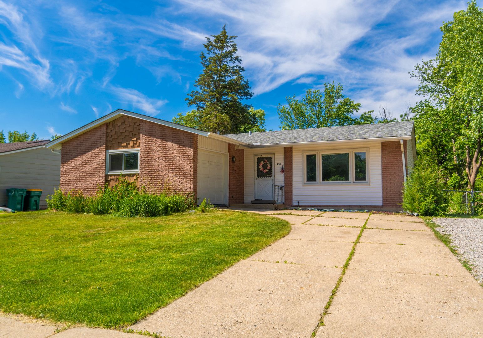 254 Dundee Parkway — Buffalo Grove, IL 60089