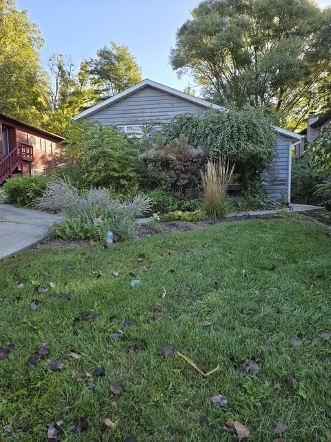 61 Highview Avenue — Fox Lake, IL 60020