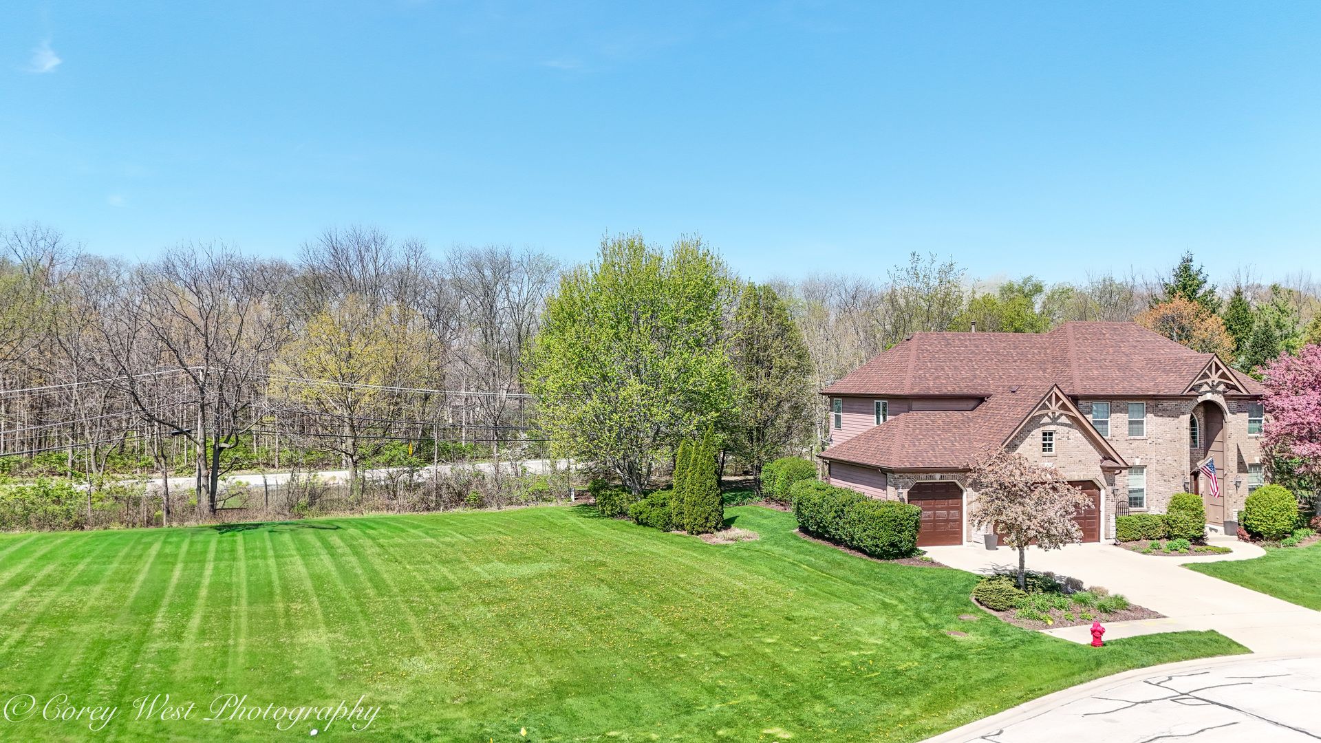 625 Sheffield Circle — Sugar Grove, IL 60554