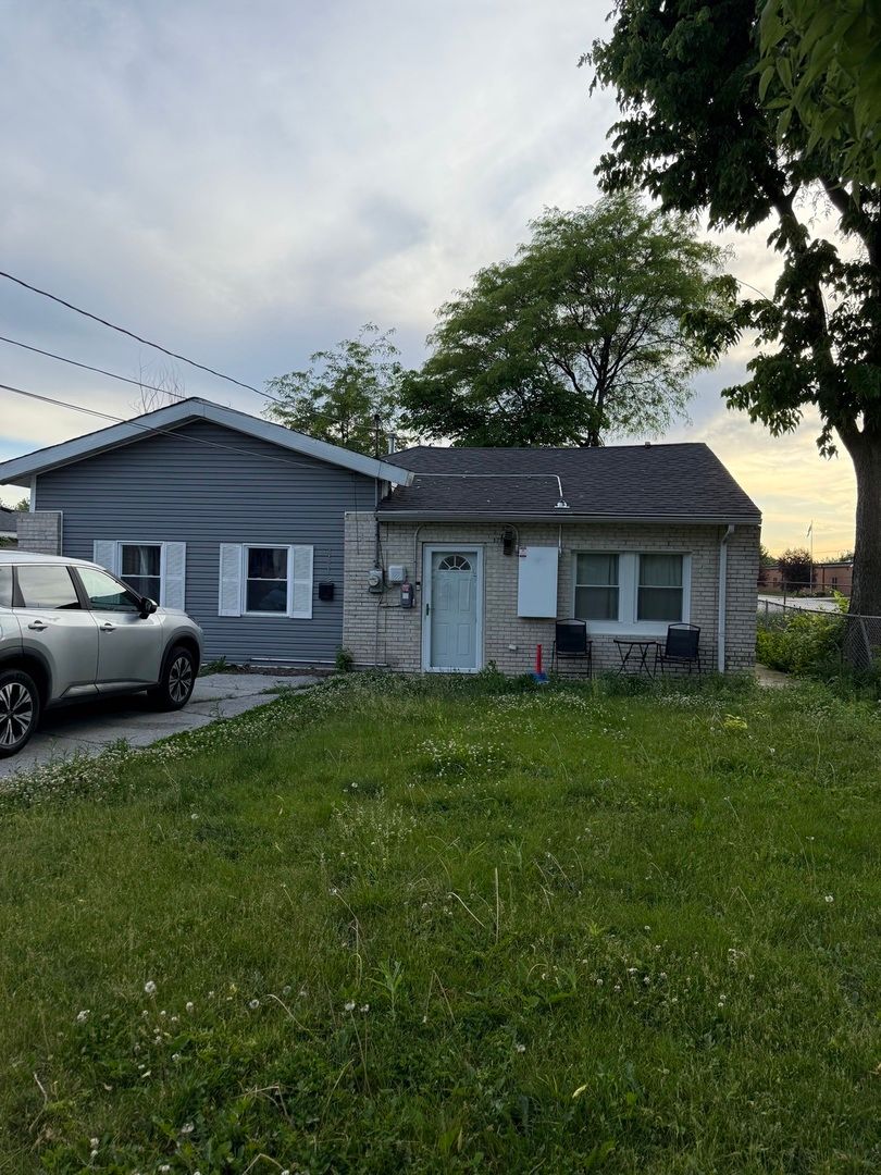 14810 Perry Avenue — South Holland, IL 60473