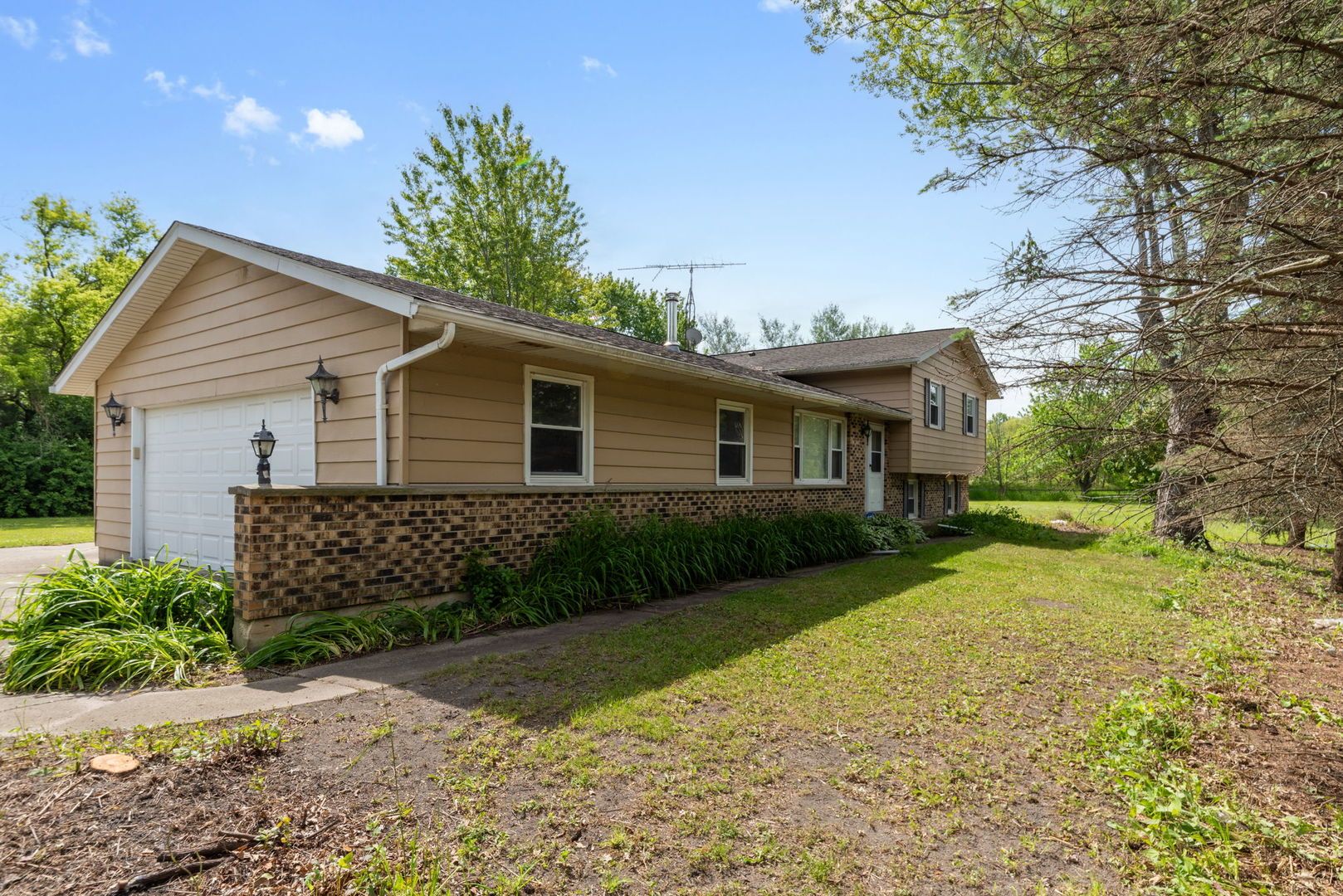 13981 W Stiehr Road — Wadsworth, IL 60083