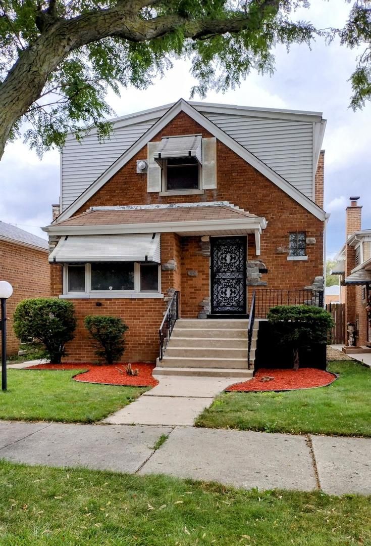 9630 S La Salle Street — Chicago, IL 60628