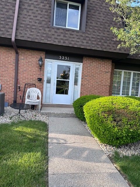 3231 Chestnut Drive — Flossmoor, IL 60422