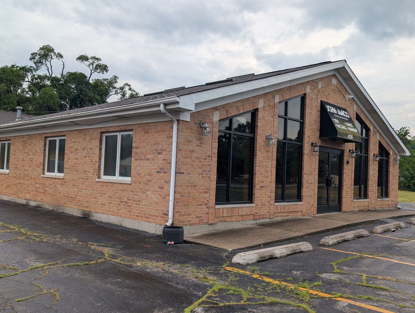 4335 W 147th Street — Midlothian, IL 60445