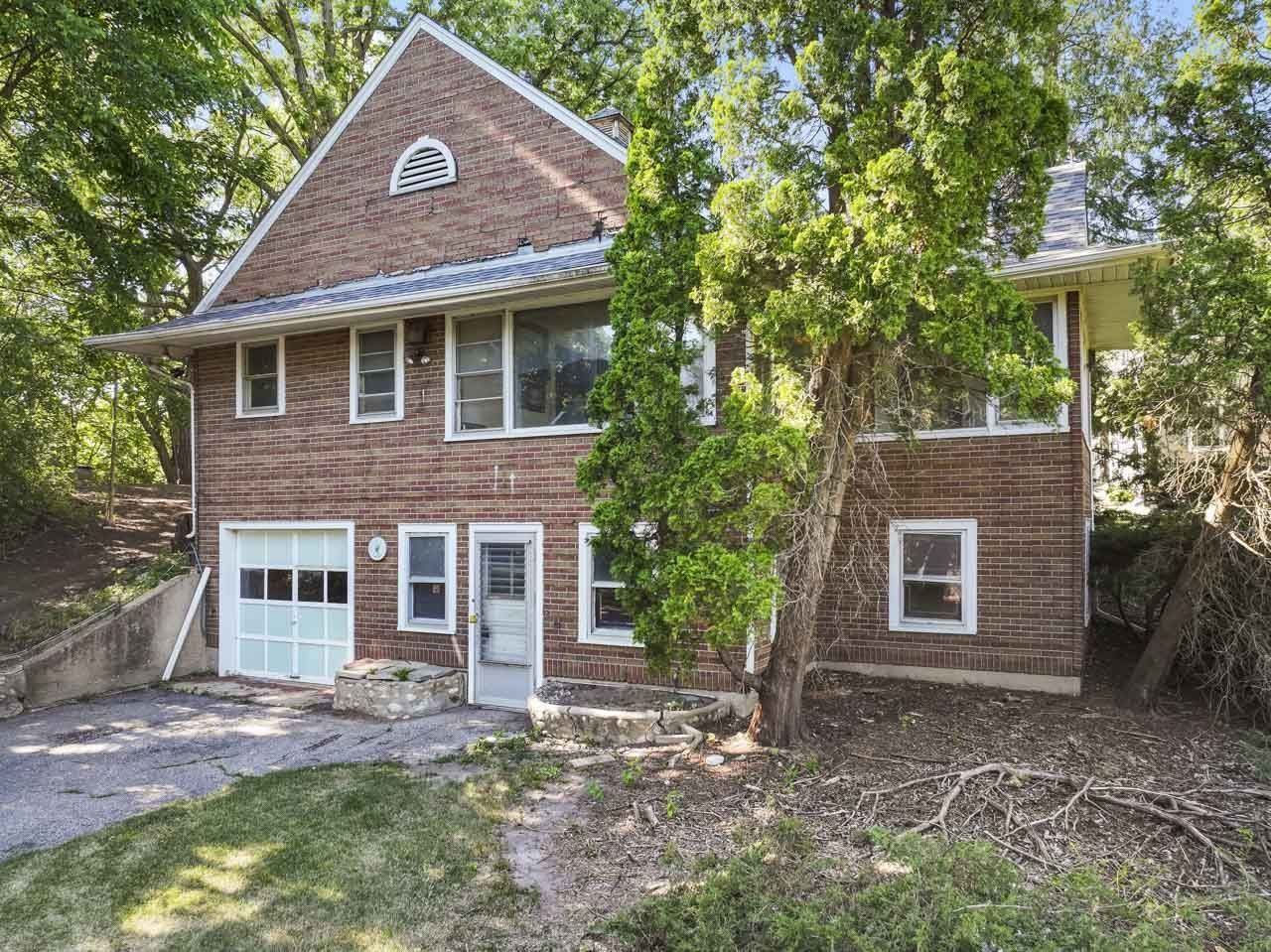 2810 Fischer Drive — Burlington, WI 53105