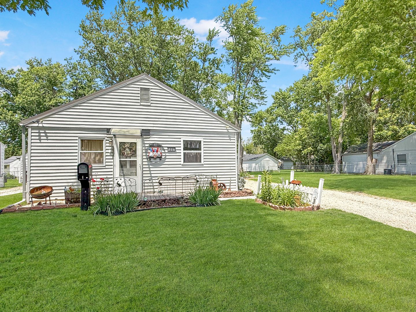 1357 Fairlawn Drive — Rantoul, IL 61866