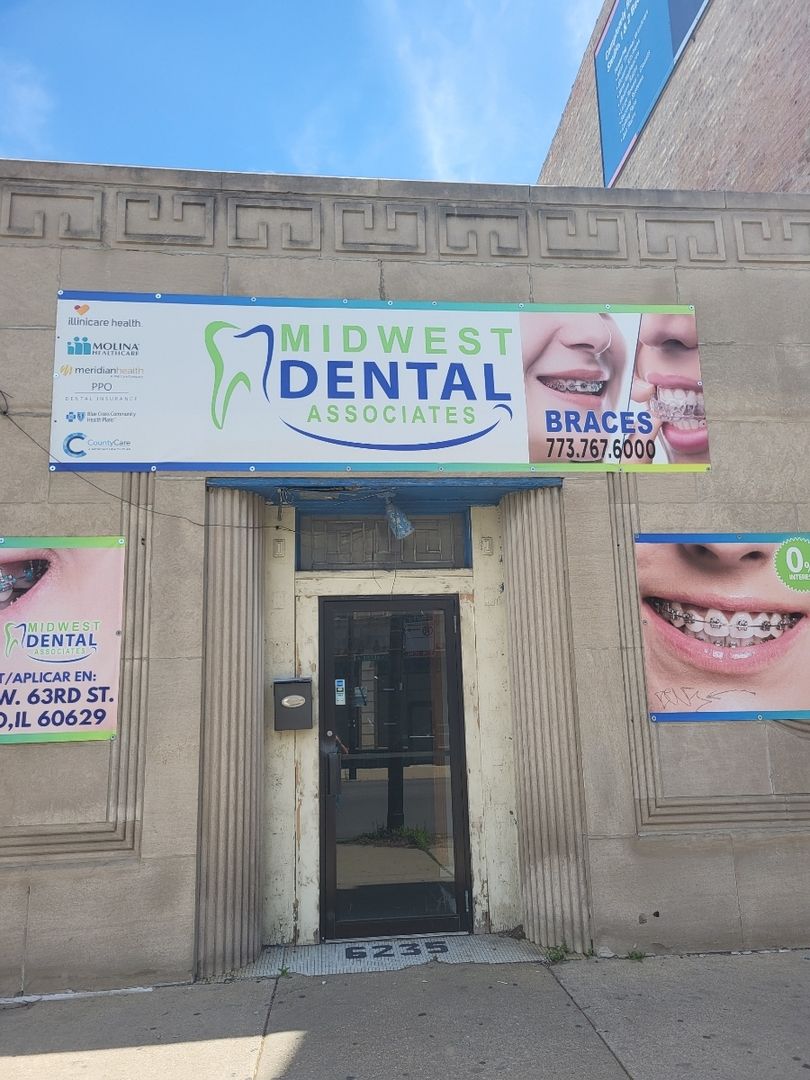 6235 S Kedzie Avenue — Chicago, IL 60629