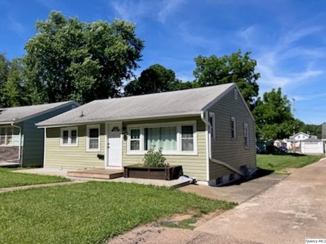 808 S 18th — Quincy, IL 62301