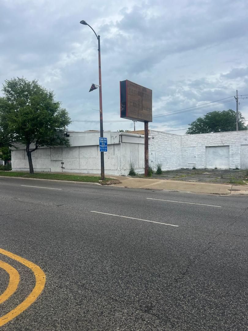 6555 S CICERO Avenue — Chicago, IL 60638