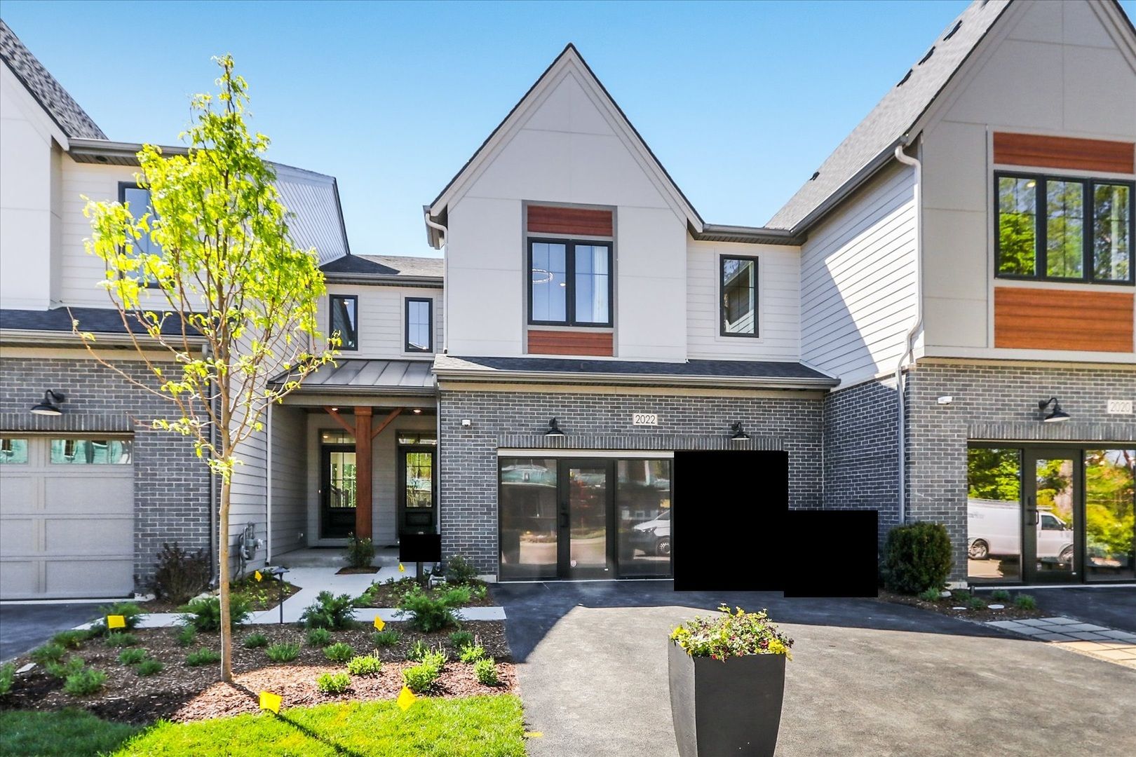 2072 Iron Ridge Lane — Naperville, IL 60563