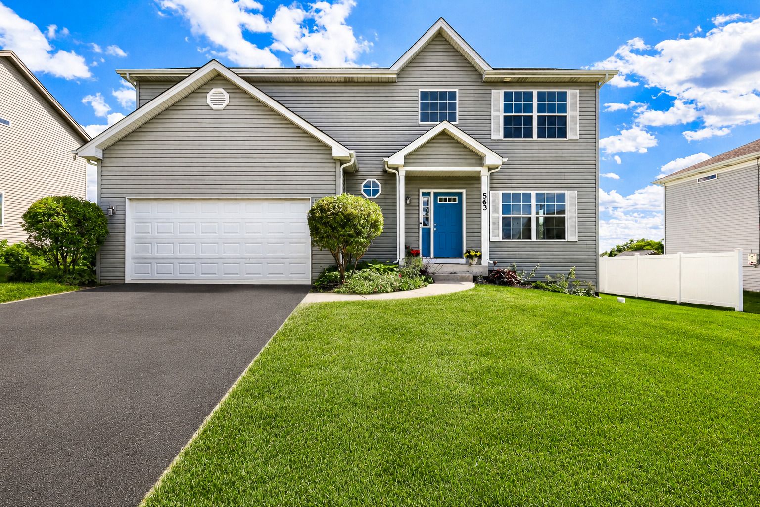 563 Camellia Avenue — Aurora, IL 60505