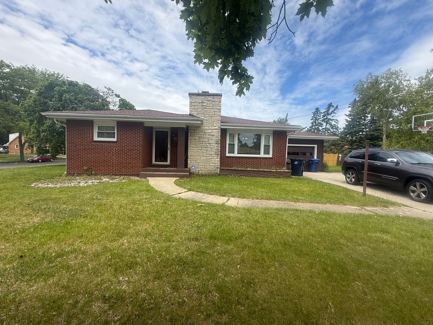 820 Cedar Avenue — Waukegan, IL 60085