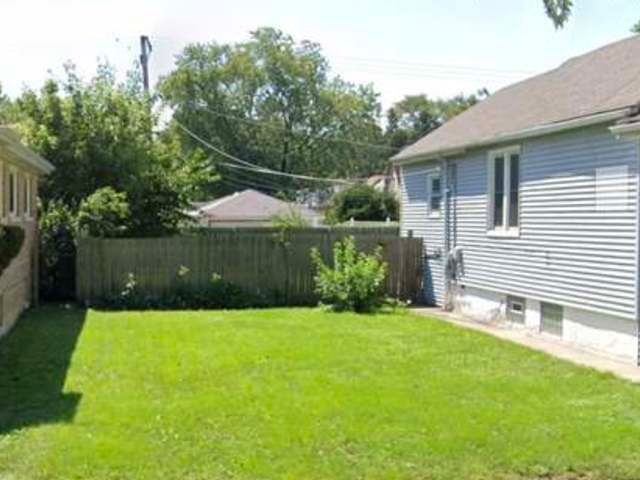 1113 W 123rd Street — Calumet Park, IL 60827