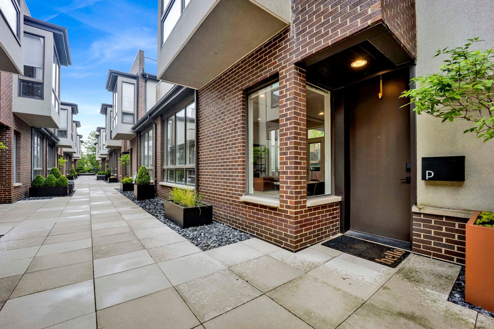 1757 N Paulina Street #P — Chicago, IL 60622