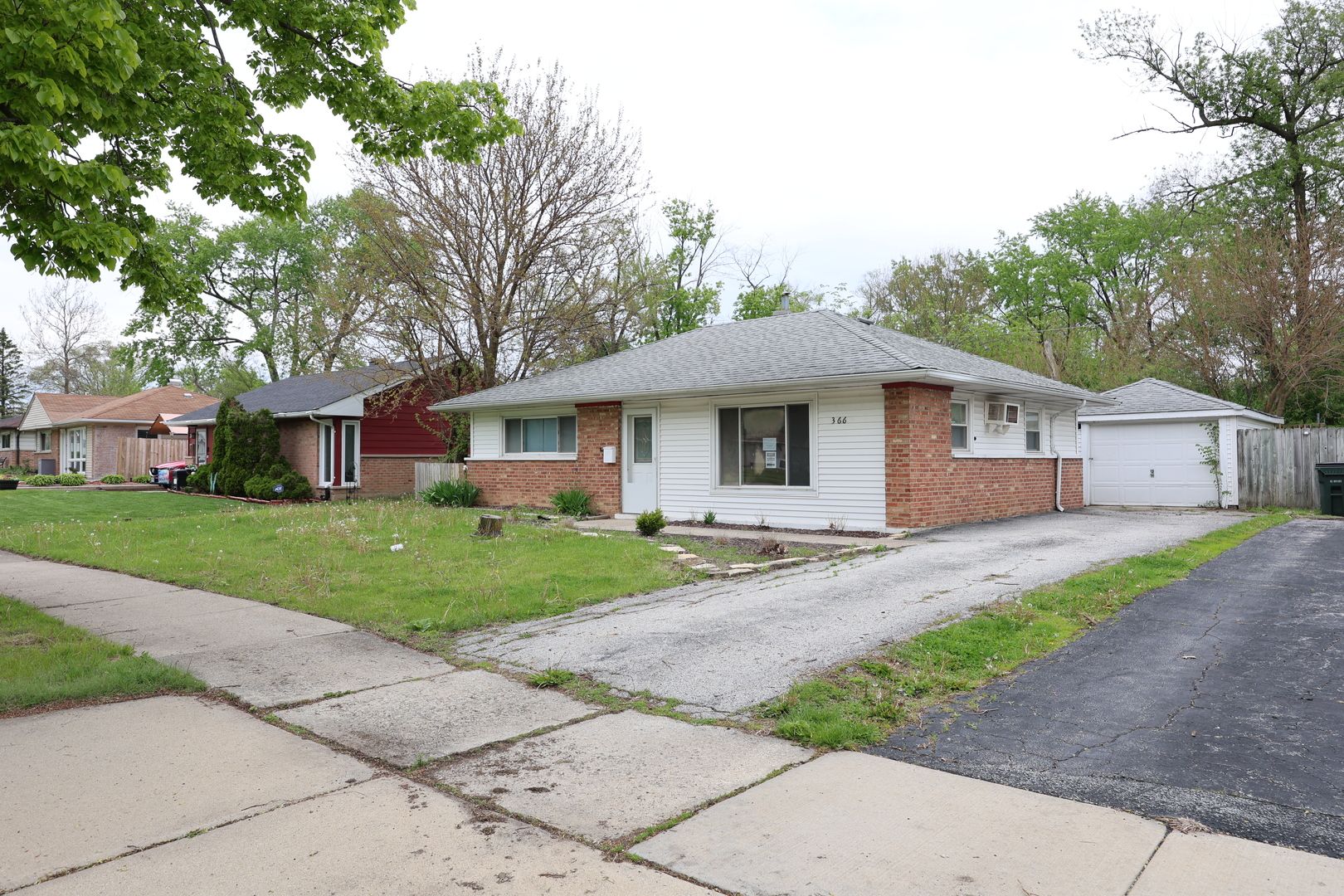 366 Blackhawk Drive — Park Forest, IL 60466
