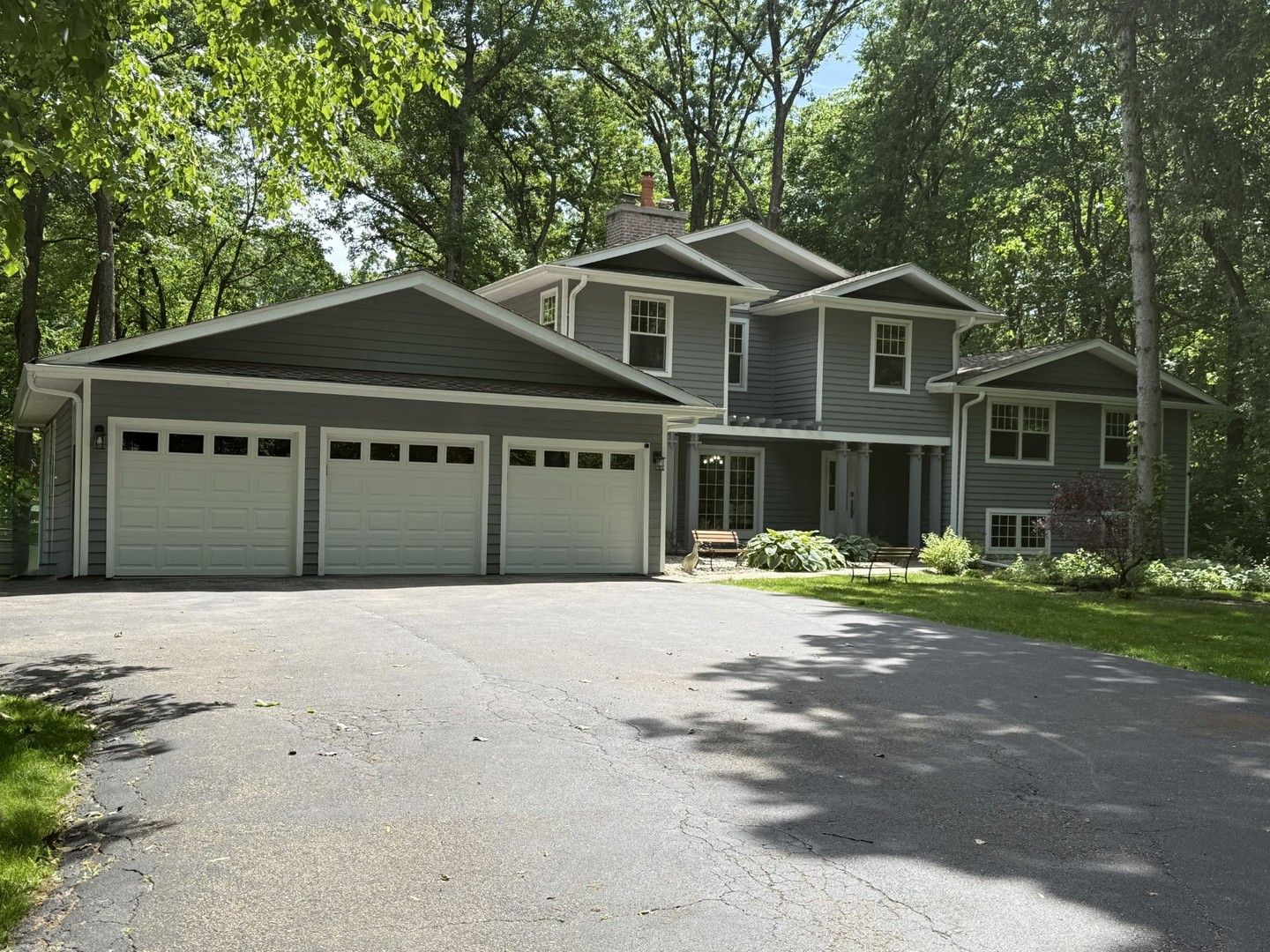 2841 Orange Brace Road — Riverwoods, IL 60015