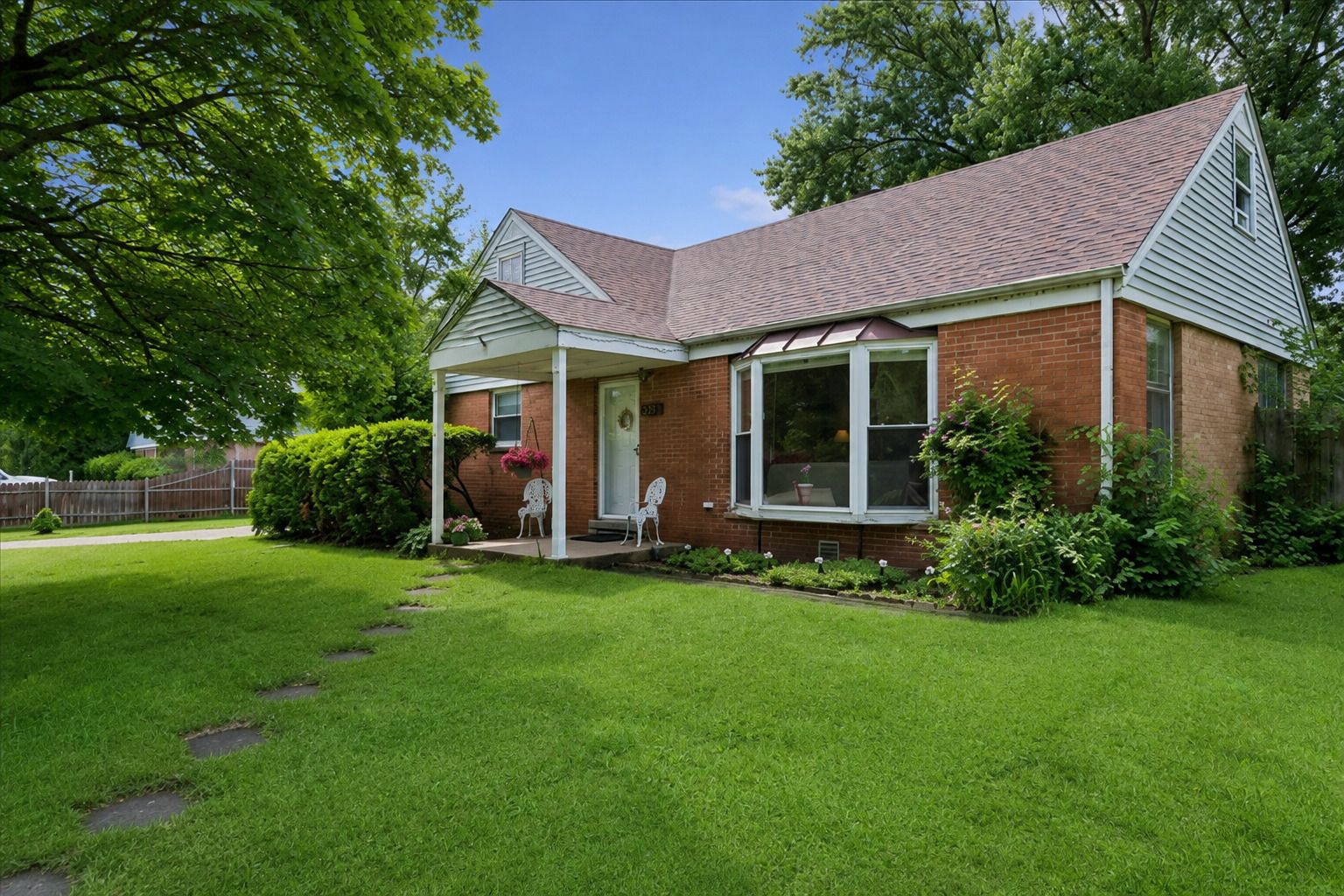 99 Fox Lane — Wheeling, IL 60090
